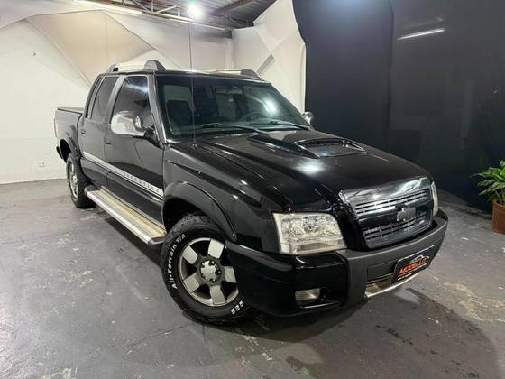 CHEVROLET S10 2.4 MPFI EXECUTIVE 4X2 CD 8V FLEX 4P MANUAL CHEVROLET S10 2.4 MPFI EXECUTIVE 4X2 CD 8V FLEX 4P MANUAL
